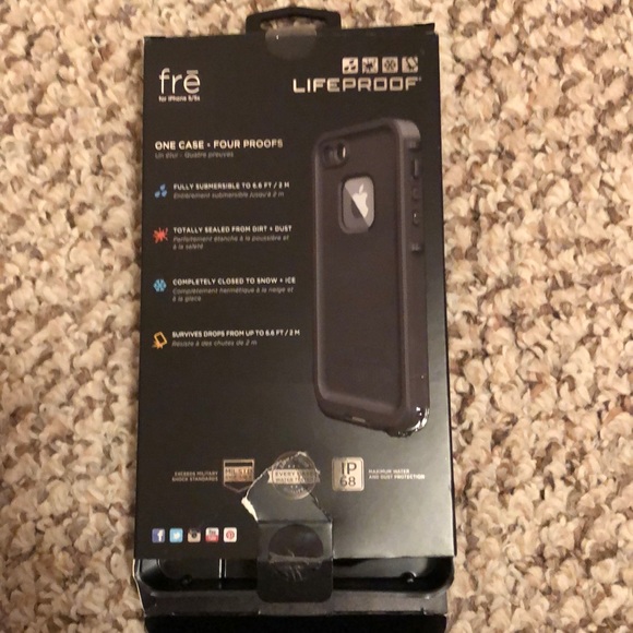 Lifeproof case - Picture 2 of 5